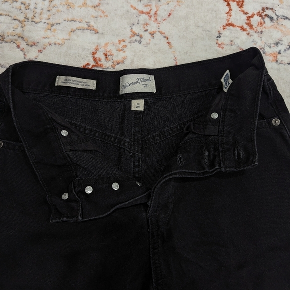 Mid Rise Wide Leg Jeans - Picture 5 of 7